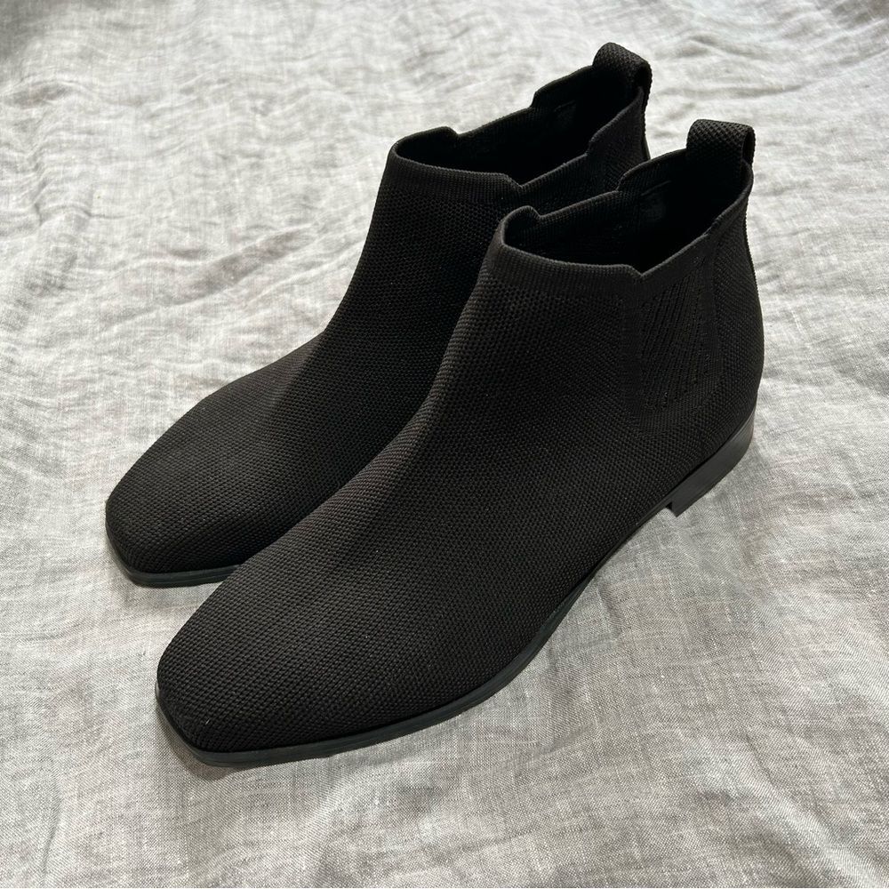 Vivaia Square-Toe Slip-On Chelsea Ryan Boots Black Size 40.5 9-9.5